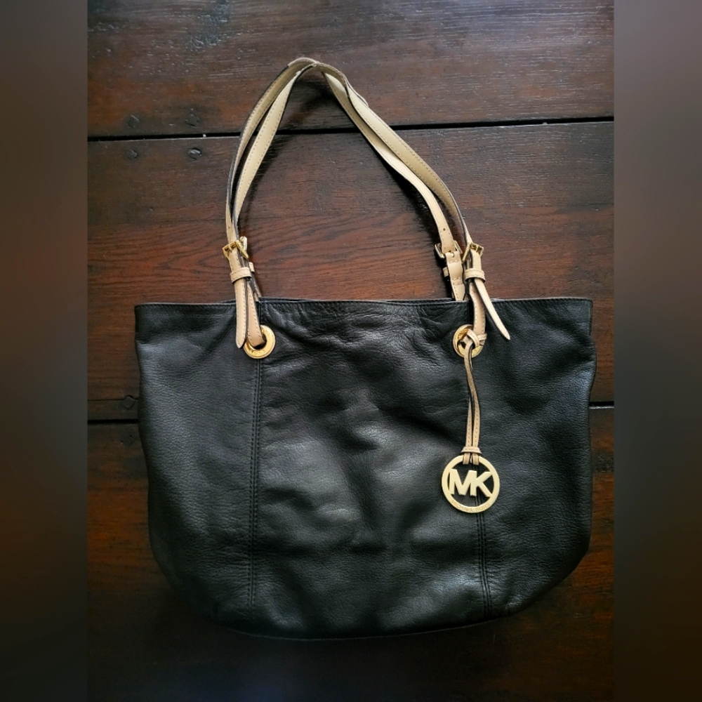 Michael Kors Black and Tan Shoulder Bag